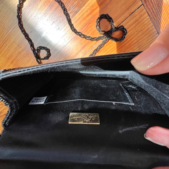 La Regale Beaded‎ Evening Clutch w/ Beaded Chain Black Women's O/S EUC - Picture 7 of 8